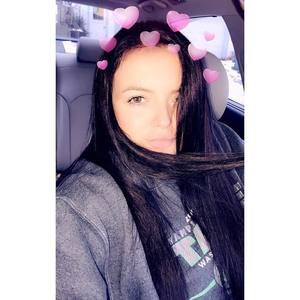 Meet your Posher, Caitlyn